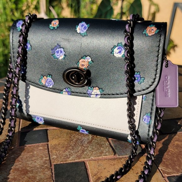 Coach Handbags - Coach Parker 18 Vintage Rosebud Print Shoulderbag Purse